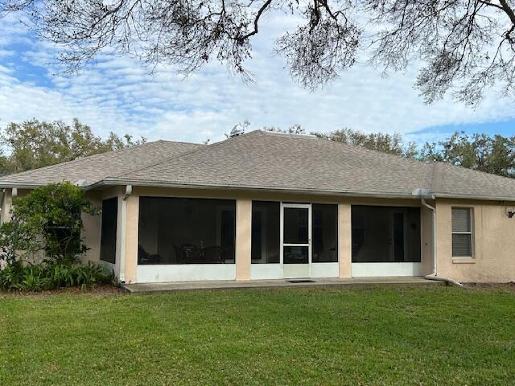 Roofing installation, old roof tear-off, replace with new roof shingles